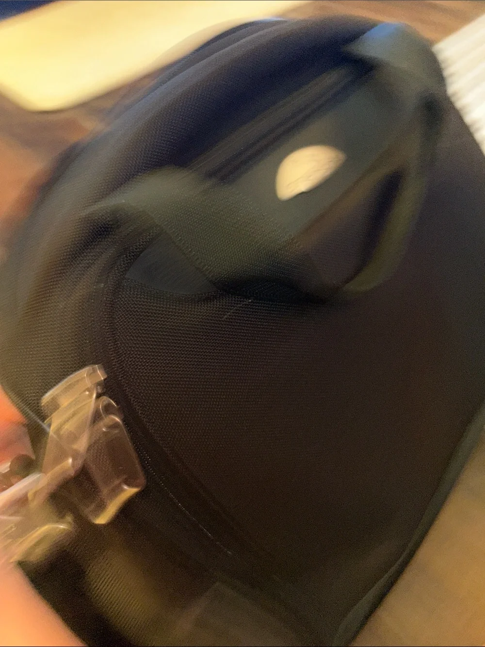 Samsonite Black Laptop Messenger Bag with Shoulder Strap carry on bag holder